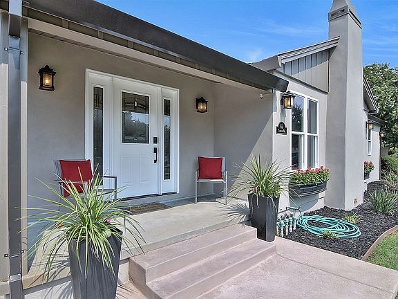 5th image of 651 Casmalia Way