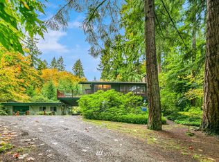 11709 SW Shawnee Rd, Vashon, WA 98070