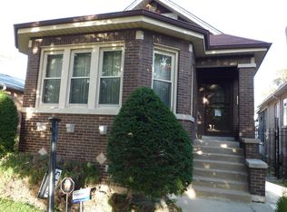 8915 S Emerald Ave, Chicago, IL 60620