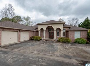 2110 Pine Lake Trl NW, Arab, AL 35016