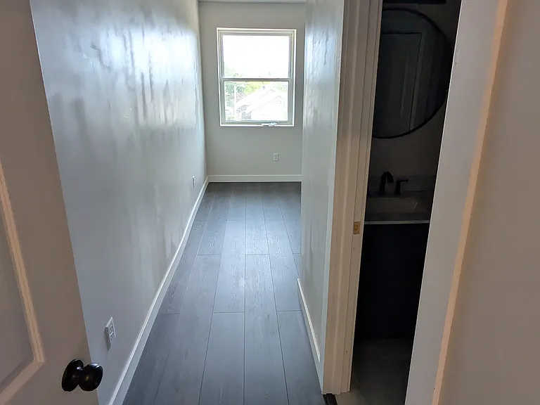 4725 McMillan Ave — Photo 12