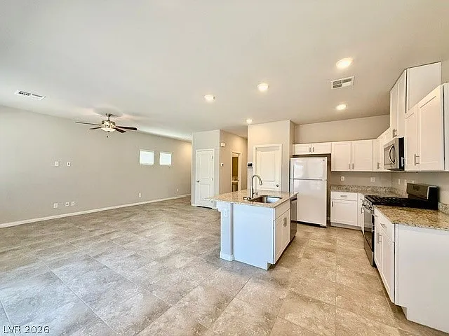 3 bed, 2.5 bath, 1714 sqft, $2,350 — Photo 4