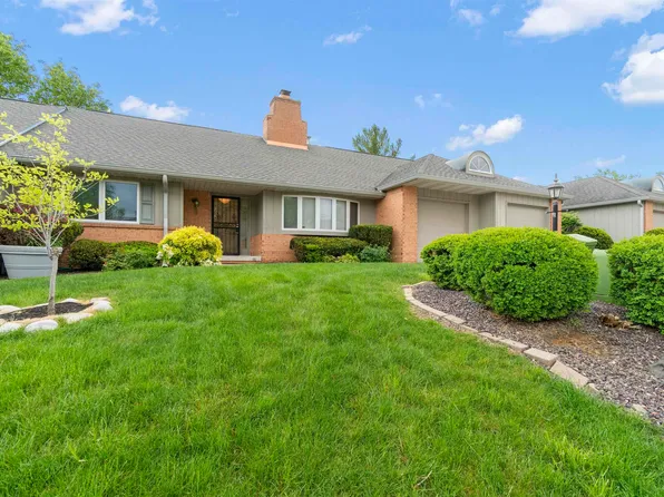 7408 N Brittany Park Pl #8, Peoria, IL 61614