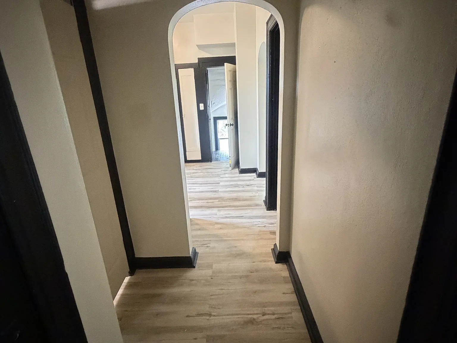 2928 West Juneau Avenue - Back Upper Unit — Photo 4
