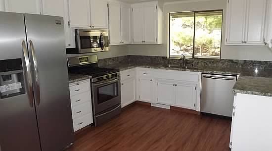 1st image of 3524 Buena Vista Dr