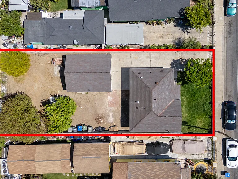 2521 W Stanford St — Photo 30