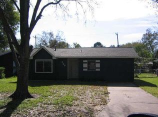 308 Sachnik Dr, Pasadena, TX 77502
