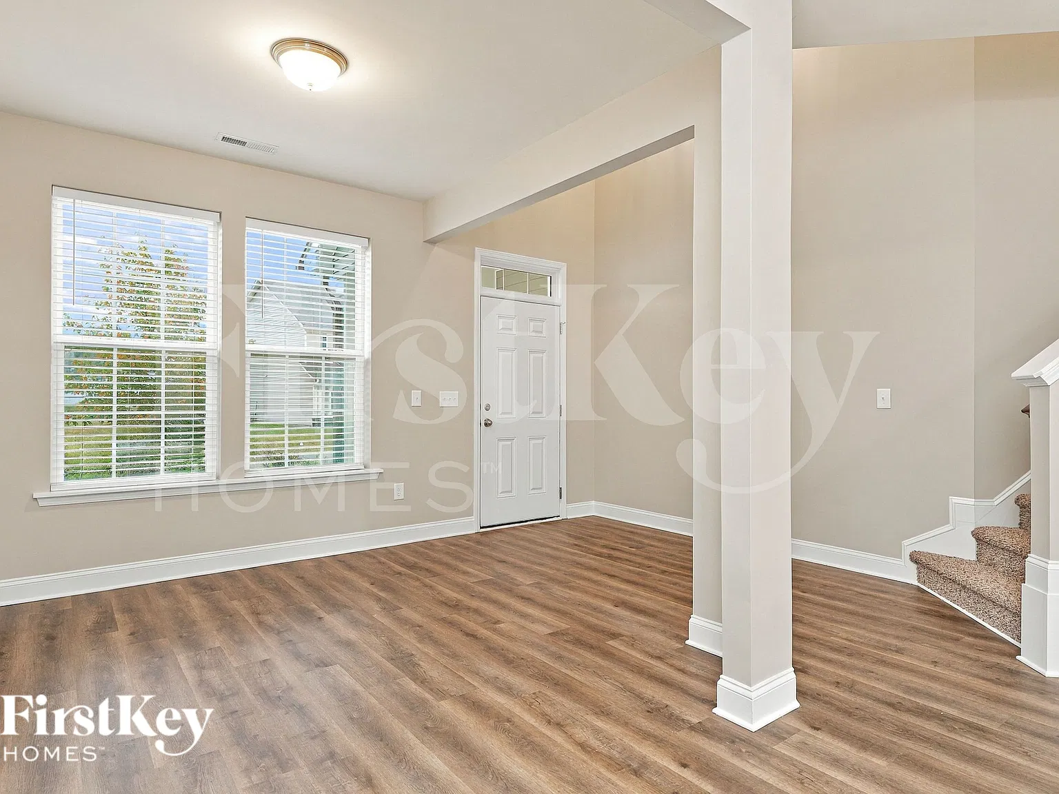 4 bed, 2.5 bath, 2018 sqft, $2,195 — Photo 2