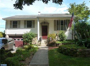 12 Cherrywood Rd, Wyomissing, PA 19610