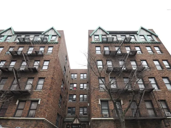 225 East 202nd Street