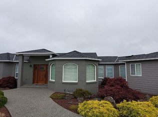 2004 Cove Pl, Anacortes, WA 98221