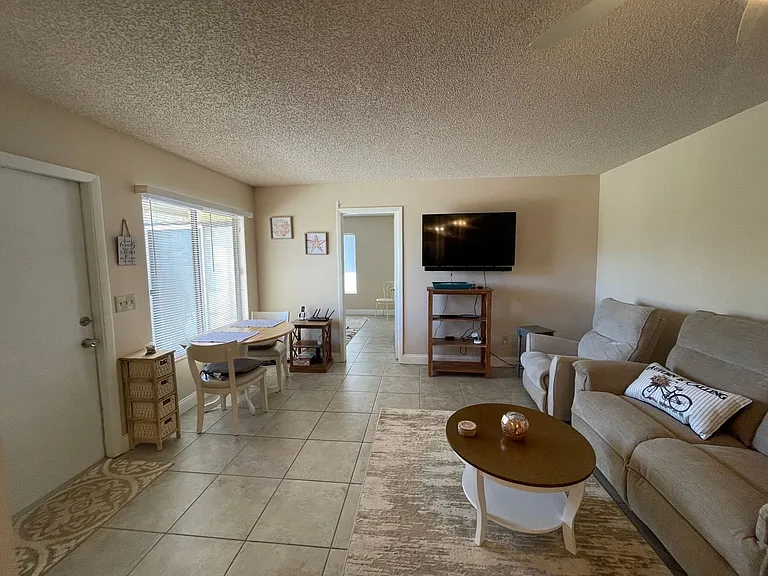 1440 Sheafe Ave NE #112 — Photo 7