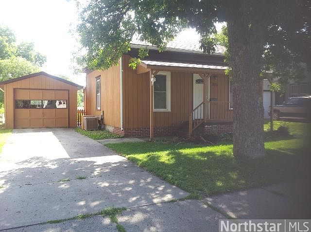 2nd image of 805 3rd St SW