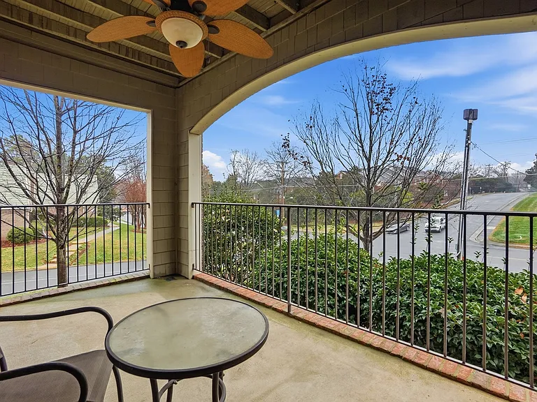 1117 Park West Dr — Photo 31