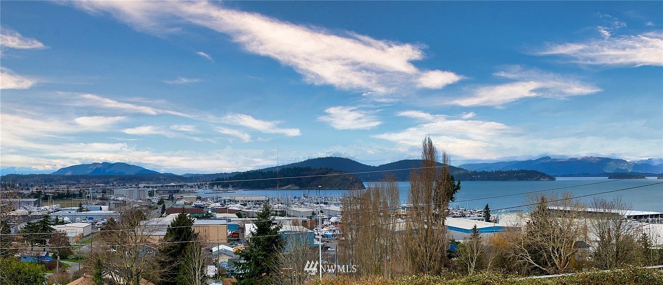 701 37th Street, Anacortes, WA 98221 | Zillow