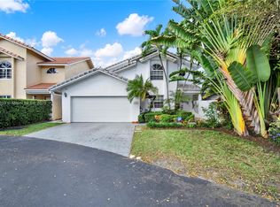 Kendall Grove Cluster Hom, Miami, FL 33176