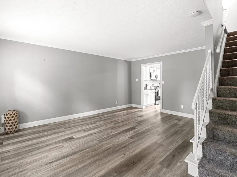 Hudson Yard Townhomes — Photo 4