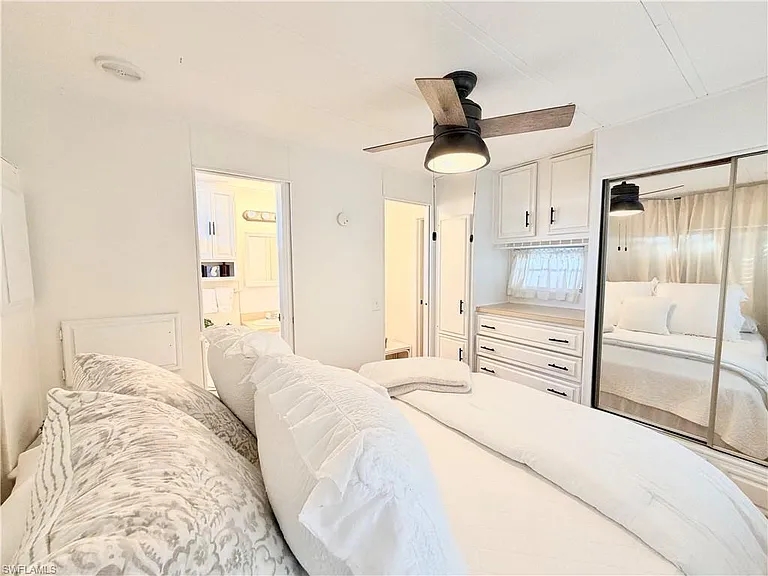 4520 Robert E Lee Blvd E — Photo 8