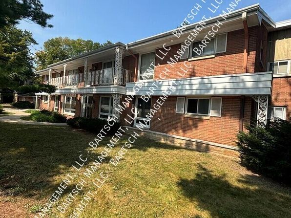 13200 W Bluemound Rd APT 8