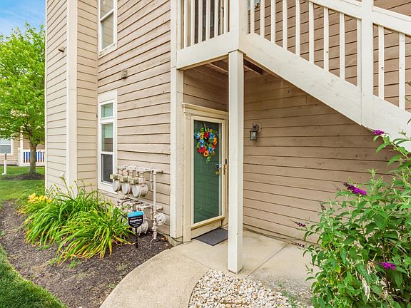 3rd image of 3480 Fishinger Mill Dr #1