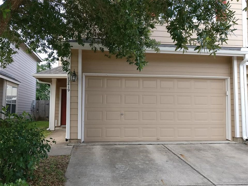 1st image of 12419 Oriole Lake Way