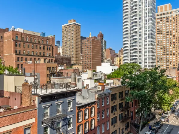 251 East 32nd Street 8H image 3 of 8