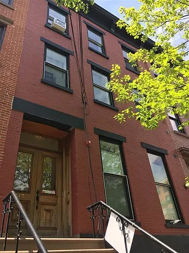247 Grove St #2 Photo 1