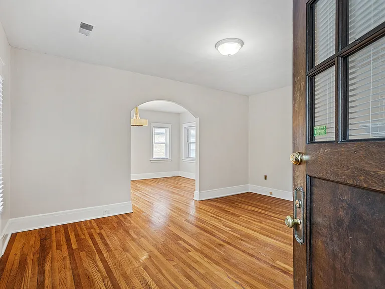 7307 Delmar Blvd #2W — Photo 3