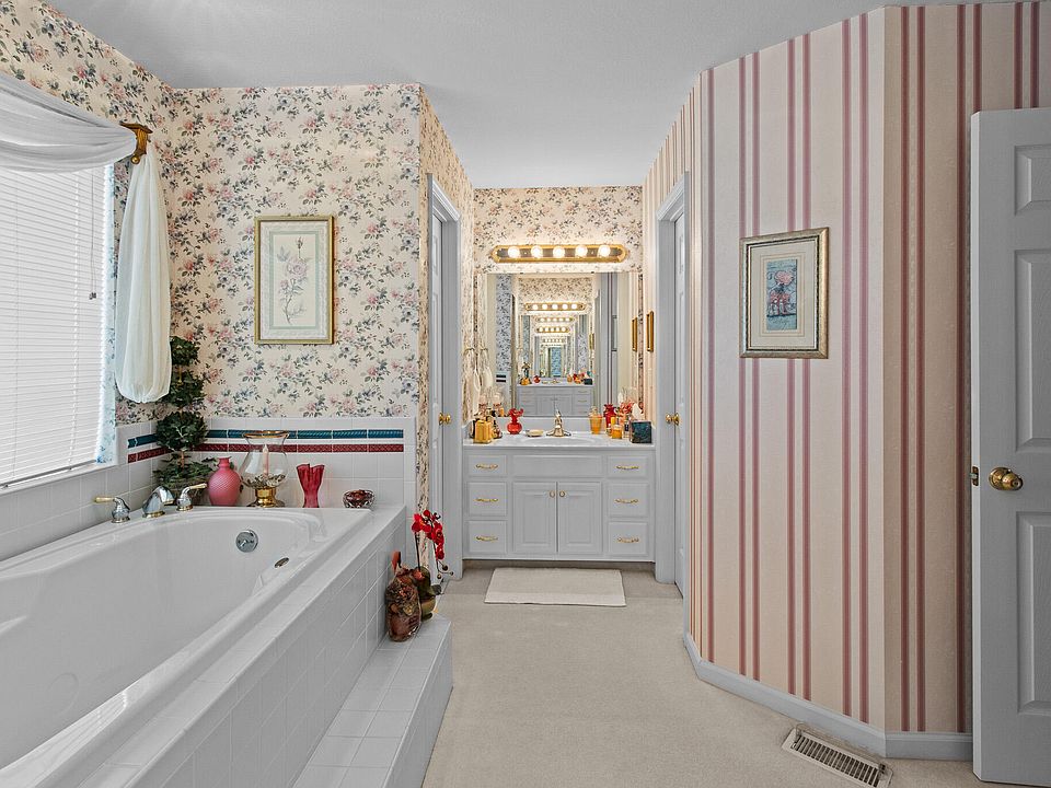 28th image of this home