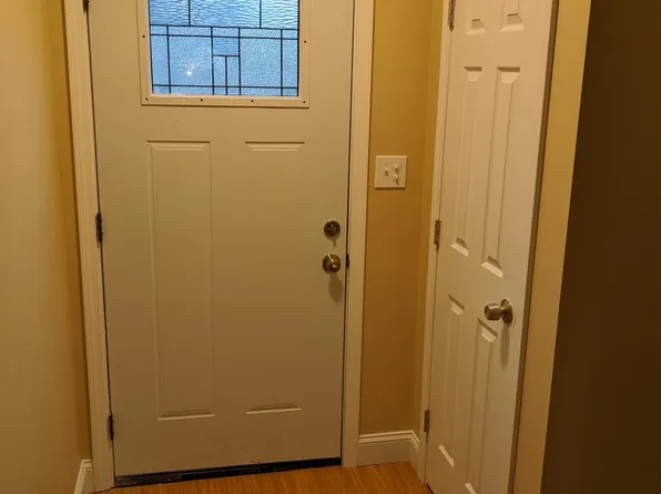 1070 Woodward Dr, Charleston, WV 25387