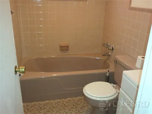 Rented by Oxford Property Group | media 32