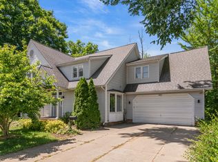 400 Orchard Dr, Northville, MI 48167