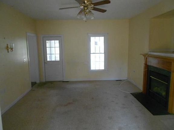 5th image of 11116 Bugle Ln