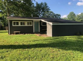 8034 Pilgrim Dr, Saint Louis, MO