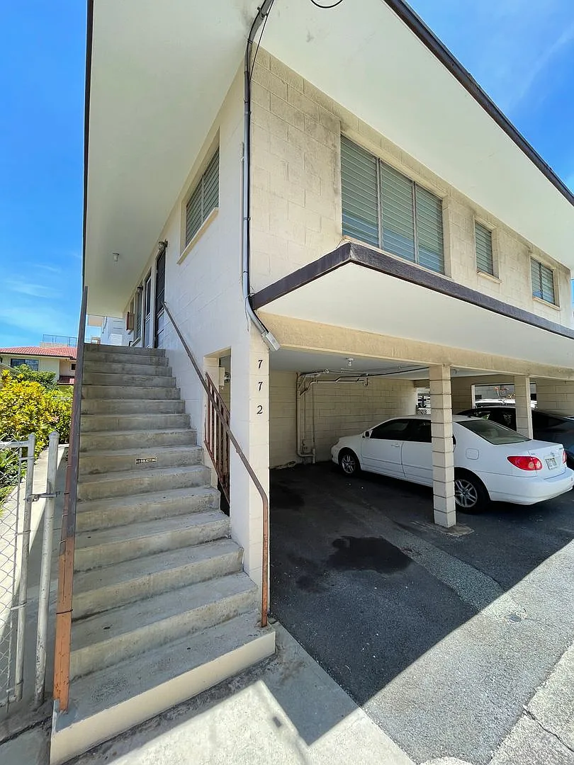 Building Photo - 772 Paani St