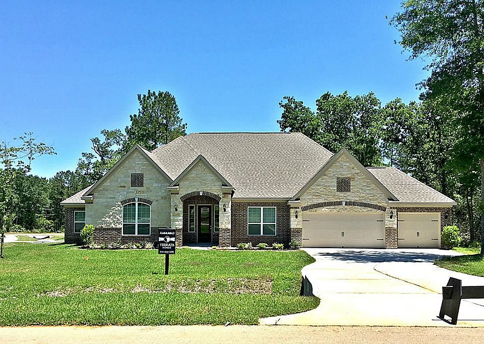 1st image of 21372 Lady Bird Ln