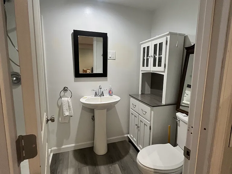 1025 Main St #3B — Photo 4