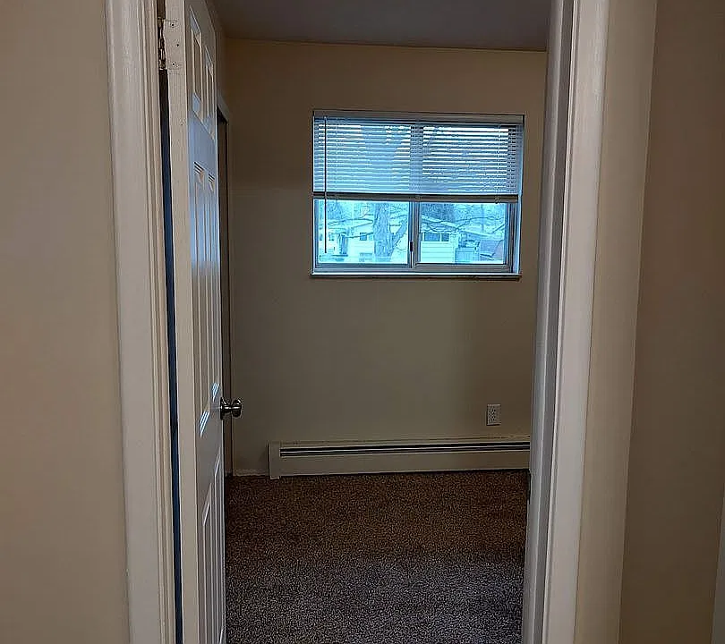 East Knoll Apartments (Renewed Investments II LLC)