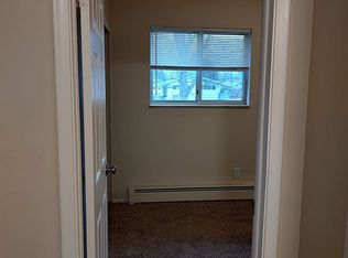 East Knoll Apartments (Renewed Investments II LLC), Davison, MI 48423