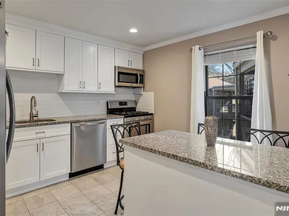 181 Long Hill Rd APT 8-12, Little Falls, NJ 07424