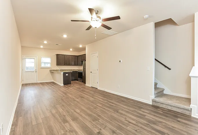 8071 Logan Dr — Photo 2