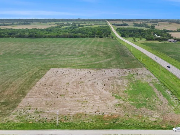 5231 W Roca Rd, Martell, NE 68404