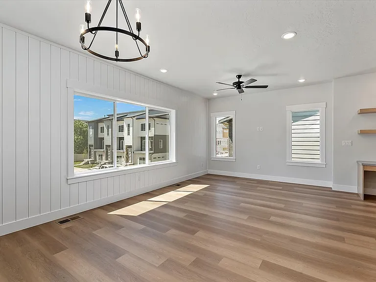 Bradbury Luxury Townhomes — Photo 68