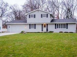 53181 Crestview Dr, South Bend, IN