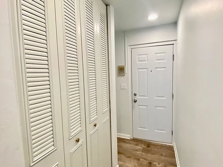 504 Saint Johns St — Photo 106