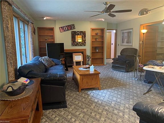 2nd image of 11515 Co Moor Blvd