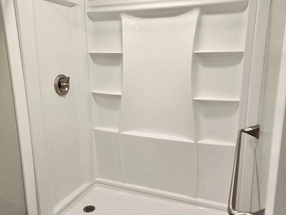 305 Canal St #3