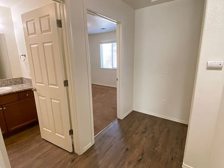 2109 Bella Oaks Dr — Photo 18