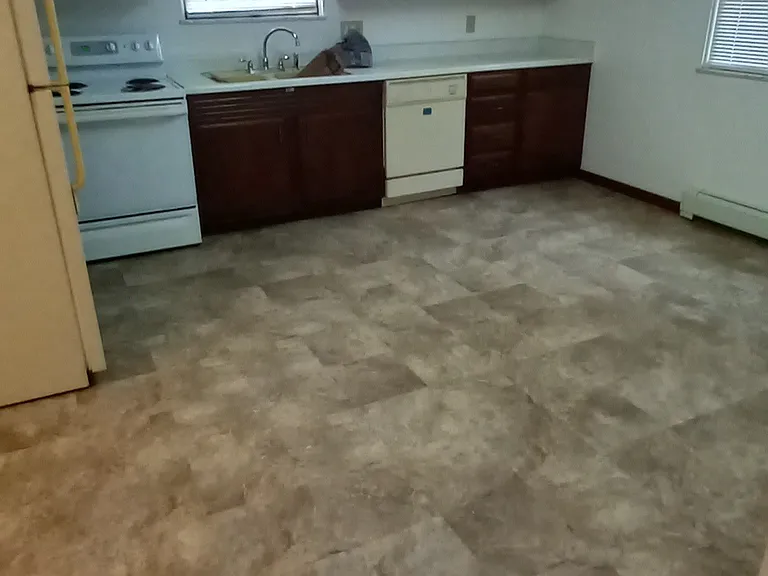 136 Village St — Photo 6