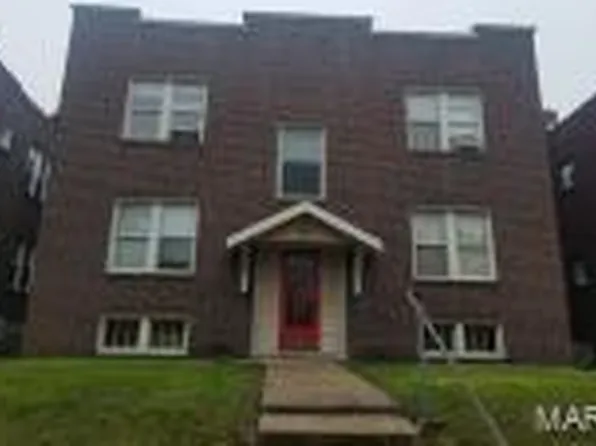 1404 Woodland Dr, Saint Louis, MO 63117